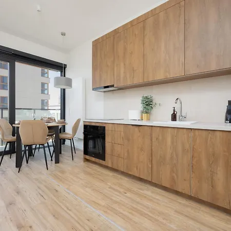 Towarowa Towers By Solarento *