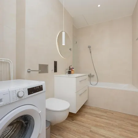 Towarowa Towers By Solarento アパート ワルシャワ