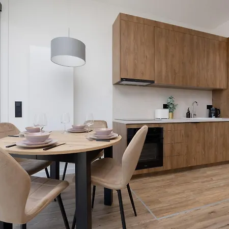 Towarowa Towers By Solarento ワルシャワ