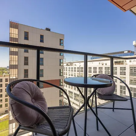 Towarowa Towers By Solarento